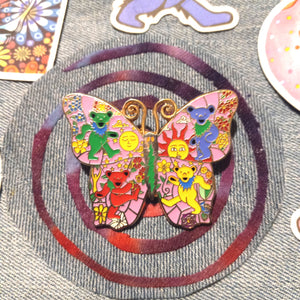 Grateful Dead Butterfly pin, Grateful Dead Limited Edition number 38/50, Rare Grateful Dead 2008 enamel pin, Large Grateful Dead pink Butterfly pin 38/50
Comes with 5 free Grateful Dead stickers